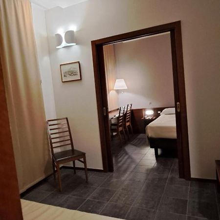 Hotel Mariani Jesi Buitenkant foto