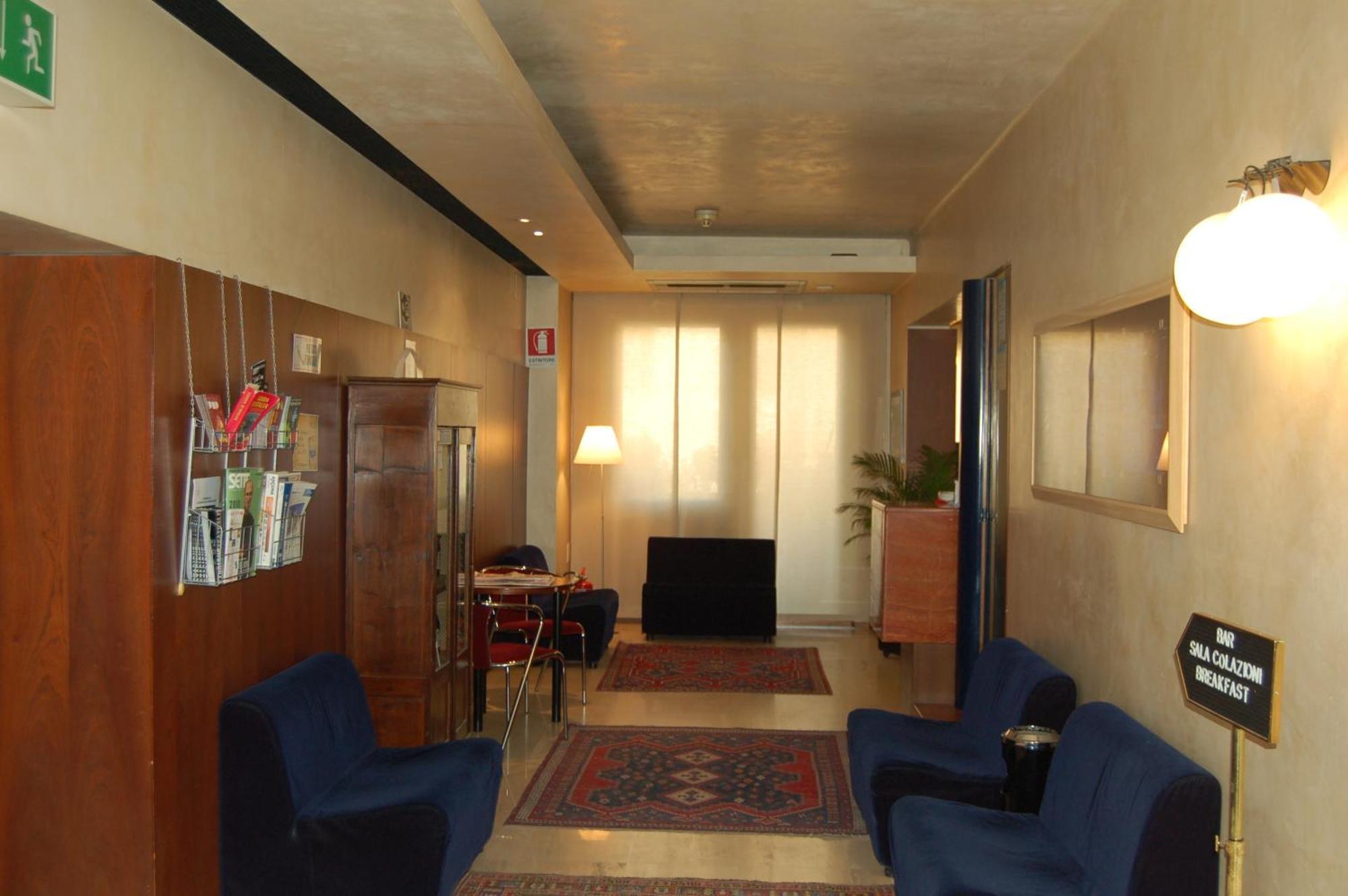 Hotel Mariani Jesi Buitenkant foto