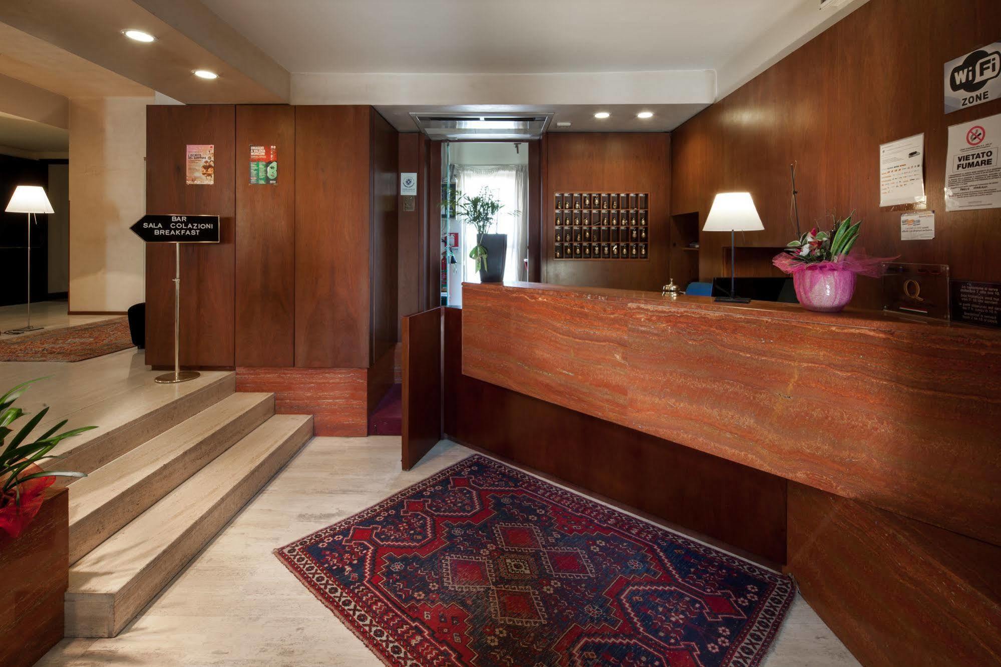 Hotel Mariani Jesi Buitenkant foto